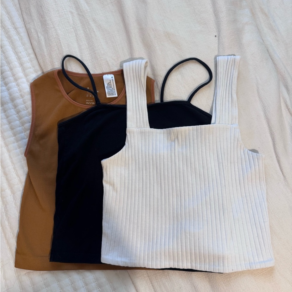 Women’s Tank Tops